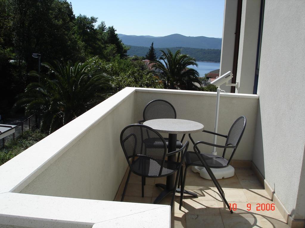 Apartments Villa Ceres Klek Bagian luar foto