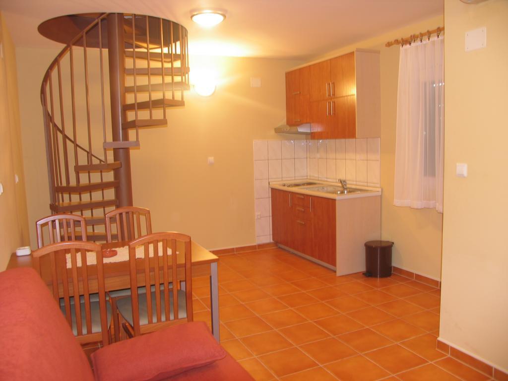 Apartments Villa Ceres Klek Bagian luar foto