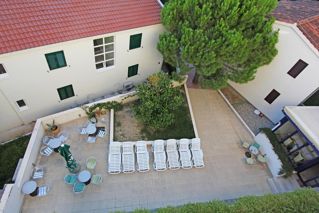 Apartments Villa Ceres Klek Bagian luar foto