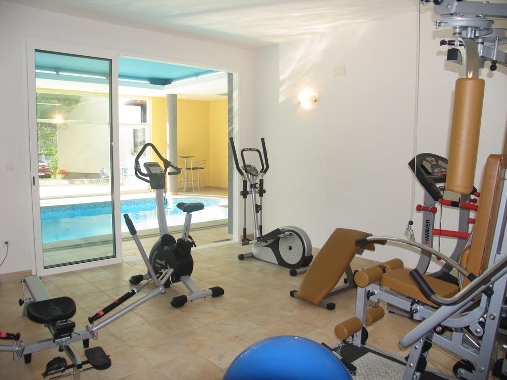 Apartments Villa Ceres Klek Bagian luar foto
